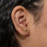 Topos De Oro Amarillo 18K Esfera Lisa 5Mm Con Broche Rosca - Image 3