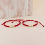 Pulsera Tres Oros 18K Hilo Rojo - Image 2