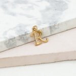 Dije De Oro 18k Letra R Con Piedras Blancas- Ancho Frontal 2mm