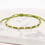 Pulsera Oro 18k Tejida Con Piedras Verdes, Esferas Diamantadas 3mm, Hilo Verde