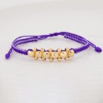 Pulsera De Oro 18k Macramé Con 6 Esfera 6mm Diamantada, Hilo Morado 0,6gr. Largo 19cm