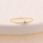 Anillo Oro 18k Con Piedra Blanca - Image 2