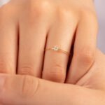 Anillo Oro 18k Con Piedra Blanca - Image 3